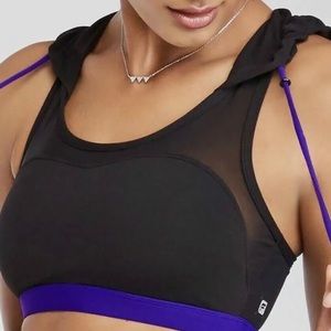 NWT Fabletics Women Bryant Hooded Sports Bra Mesh Back Removable Pads Size S/6